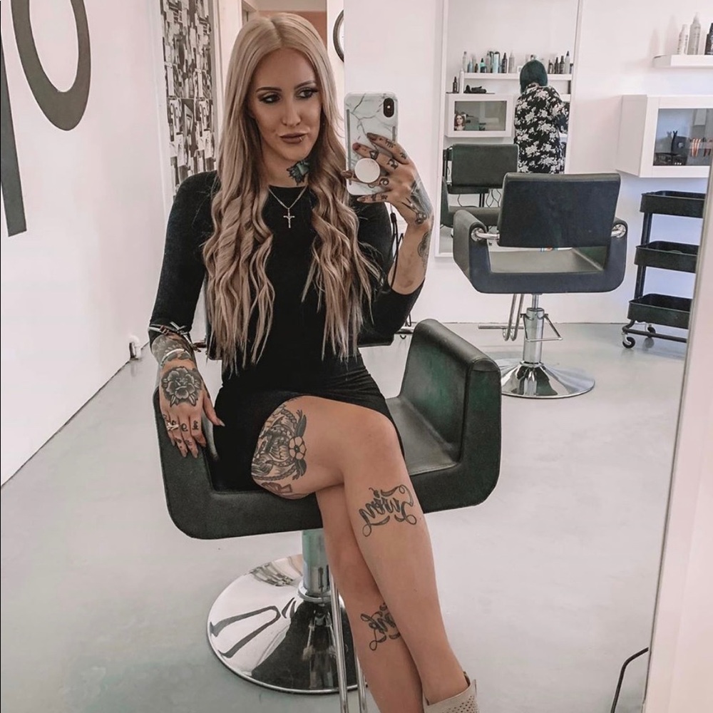 Custom Colored Bellami Hair Extensions 22”